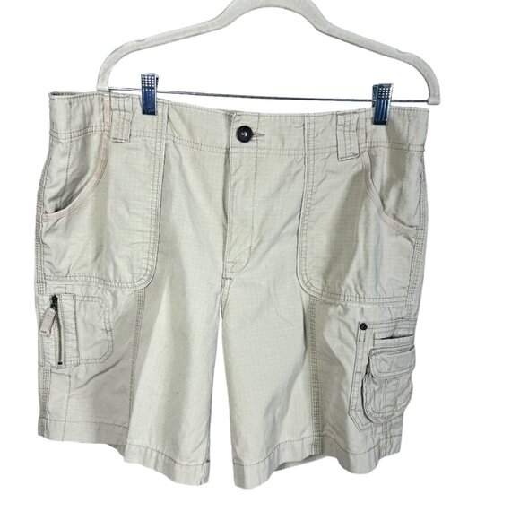Eddie‎ Bauer Cargo Shorts - Picture 1 of 7